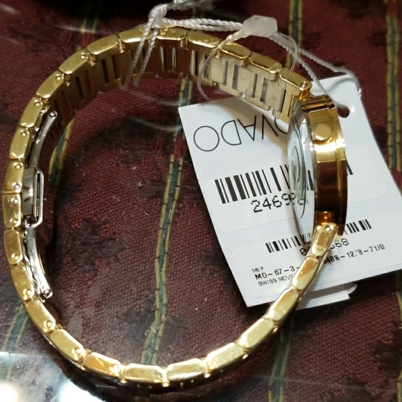 Movado Women's Watch w/ Diamond Stones, New - Picture 5 of 8